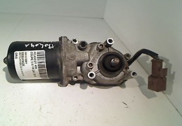 MOTEUR ESSUIE-GLACE AV